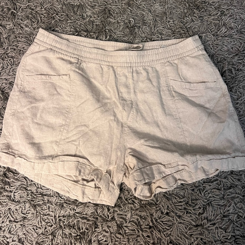 NWOT Old Navy Linen Shorts